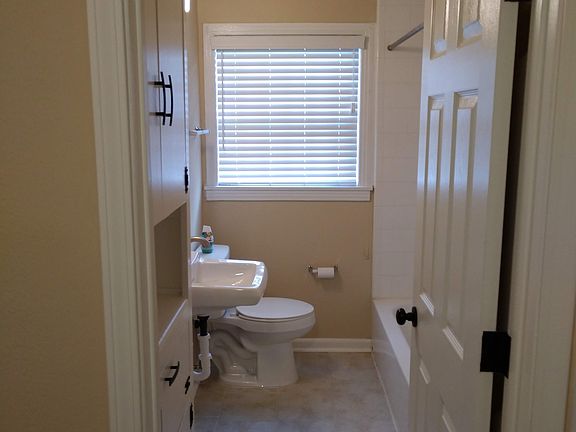 4th image of 5967 Doulton Dr