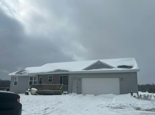 22885 220th Ave, Paris, MI 49338