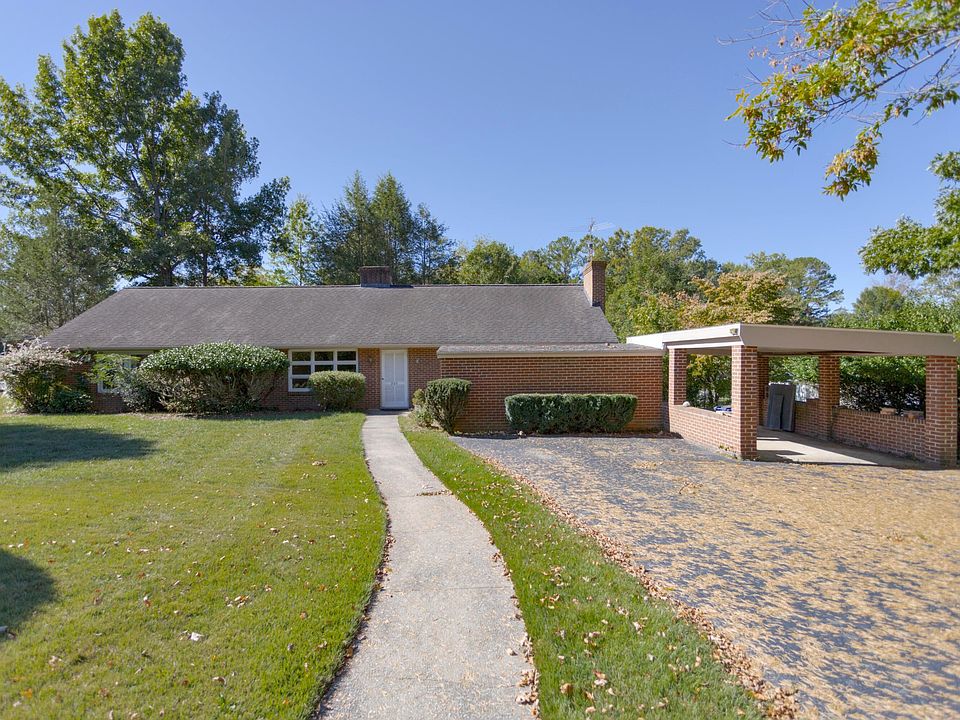 1st image of 904 Ruffner Pl