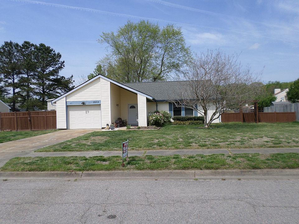 2nd image of 2604 Au Sable Pl