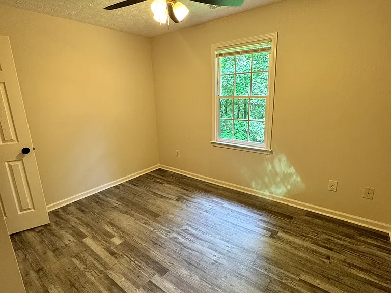 39 Royal Oaks Ln — Photo 10