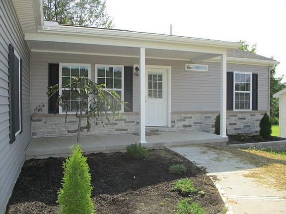 2nd image of 18 Schoolhouse Ln