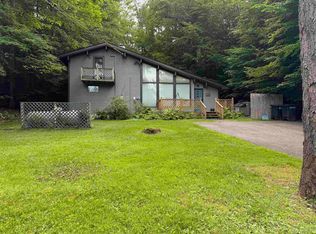 320 Golf Course Rd, Warren, VT 05674