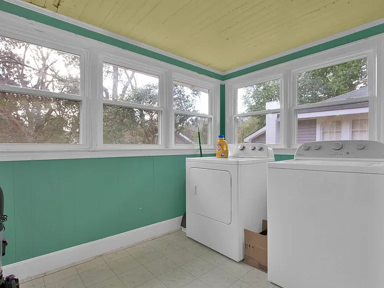 Laundry Room Cabinet