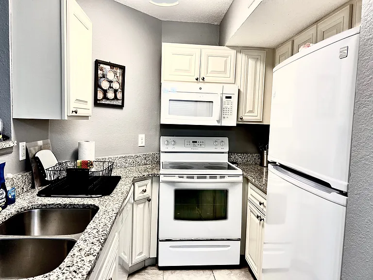 12550 Equestrian Cir #601 — Photo 8
