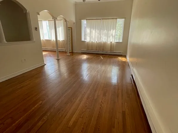 3557 Bedford Avenue image 12 of 18