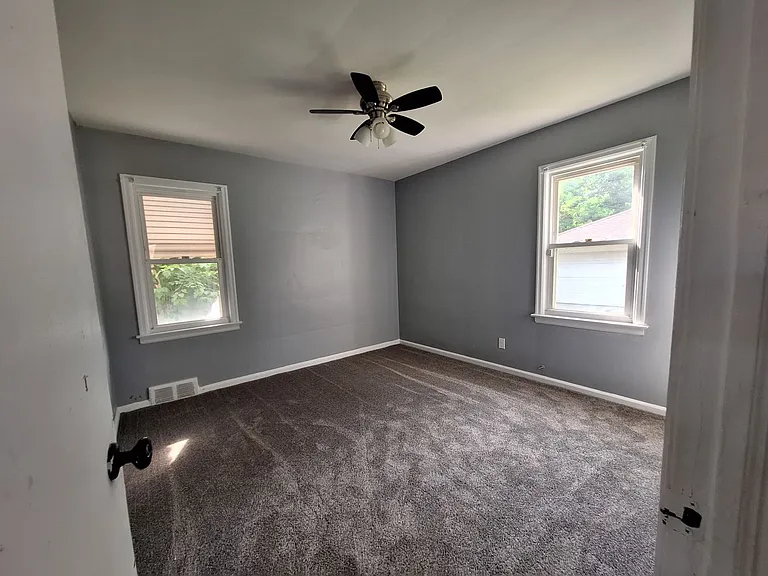 11785 Nashville St — Photo 14
