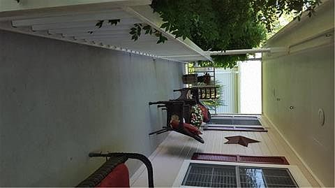 2nd image of 809 Hereford Dr