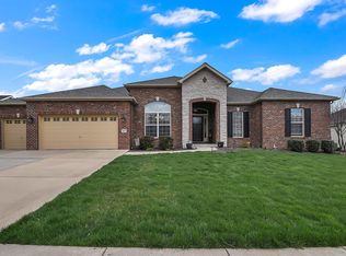 3017 Roan Hill Dr, Belleville, IL 62221