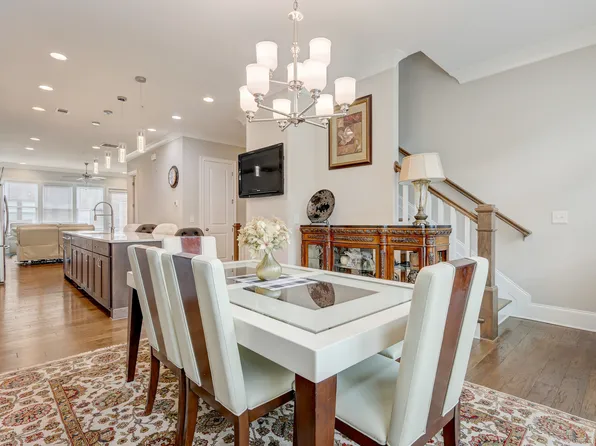 6580 Aria Village Dr, Sandy Springs, GA 30328