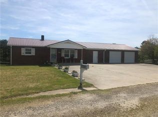 2326 Coral Dr, Granite Falls, NC 28630