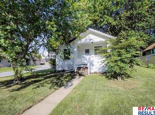 1224 S 55th St, Omaha, NE 68106