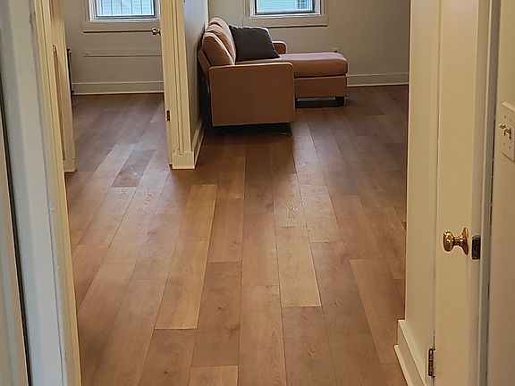 3rd image of 290 Williams St Floor 3