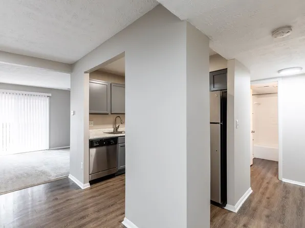 605 Hanna Ave Apartments