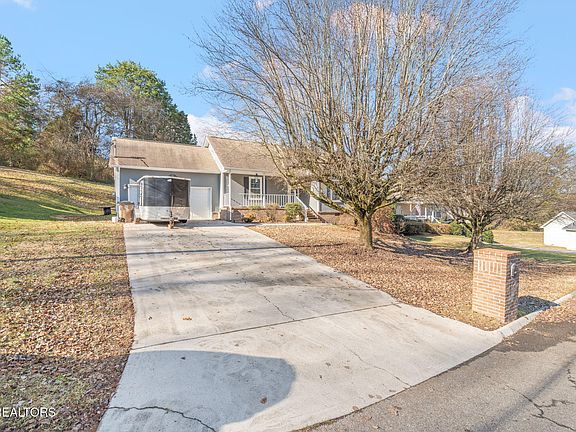 5th image of 5113 Aubrey Ln