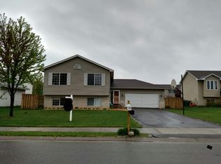 702 Sunset St, Buffalo, MN 55313