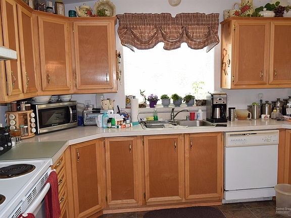 5th image of 748 SE Akins Dr