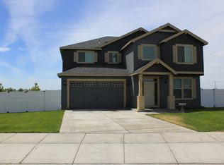4725 Tanager St, Moses Lake, WA 98837