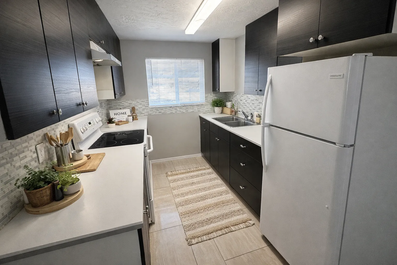 2 bed, 980 sqft, $1,150 — Photo 1