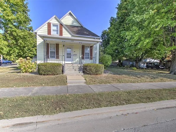 426 W Springfield Rd, Lovington, IL 61937