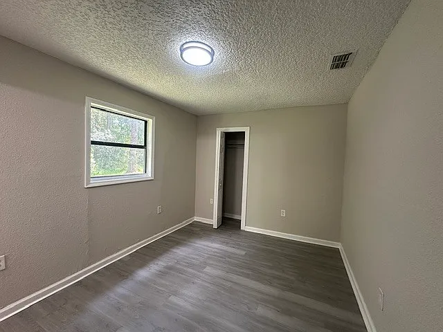 7447 Oriole St — Photo 10
