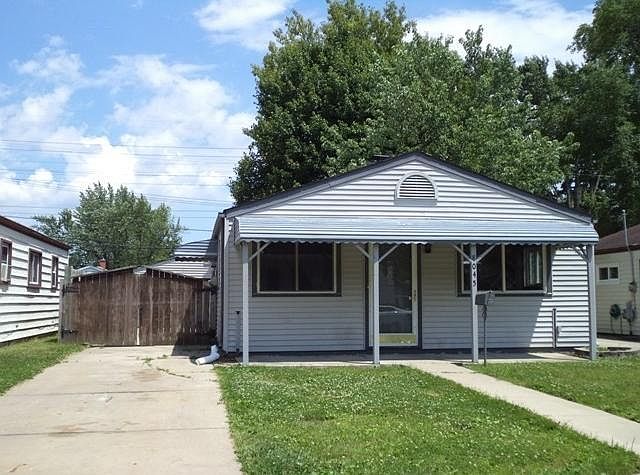 Covered front porch