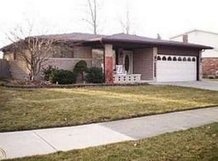 20447 Foxboro St, Riverview, MI 48193