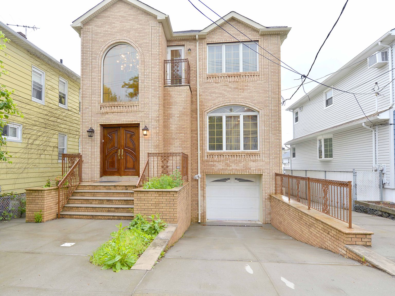 117 Laconia Ave, Staten Island, NY 10305 Zillow