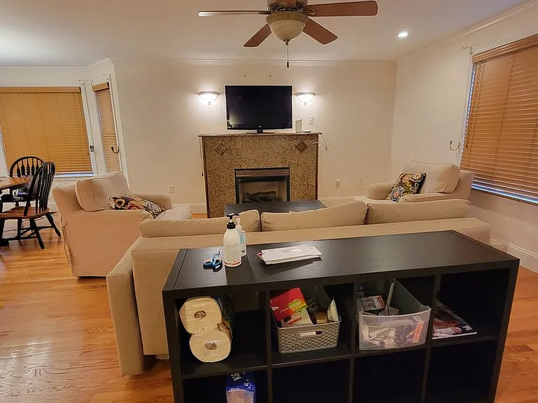 9 Elmore St #1 — Photo 7