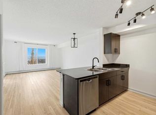 195 E Kincora Glen Rd NW #408, Calgary, AB T3R 0S3