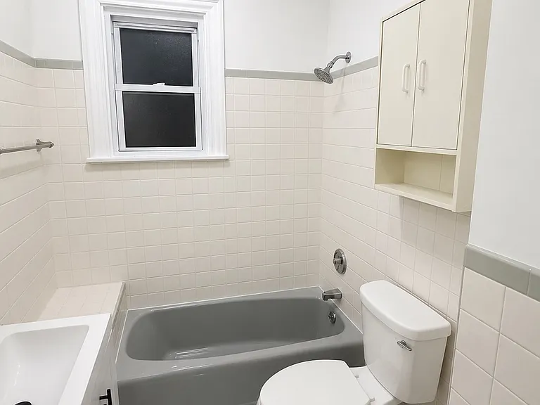 135 Liberty St #2 — Photo 5