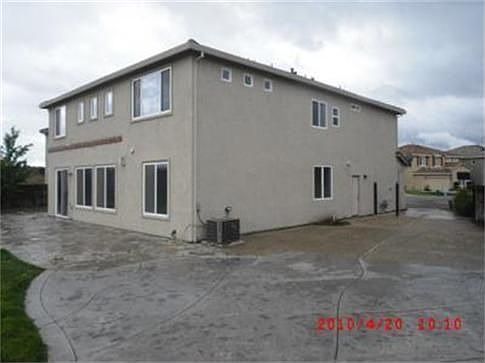 2nd image of 1907 Autumn Oak Pl