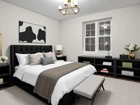 334 Underhill Avenue image 5 of 31