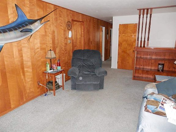 3rd image of 1108 Galena St