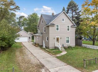 2915 Locke Ave SW, Grandville, MI