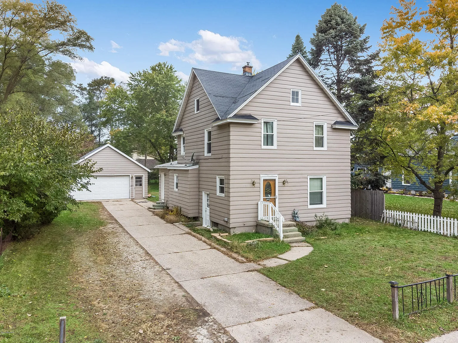 2915 Locke Ave SW photo 1