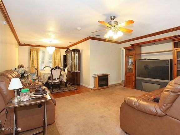 2nd image of 782 Caroline Ave