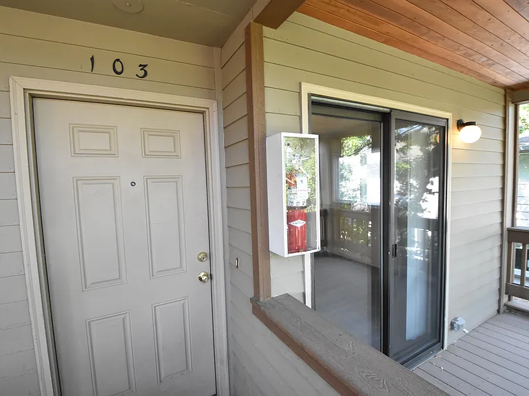 1921 Walnut St #101 — Photo 19