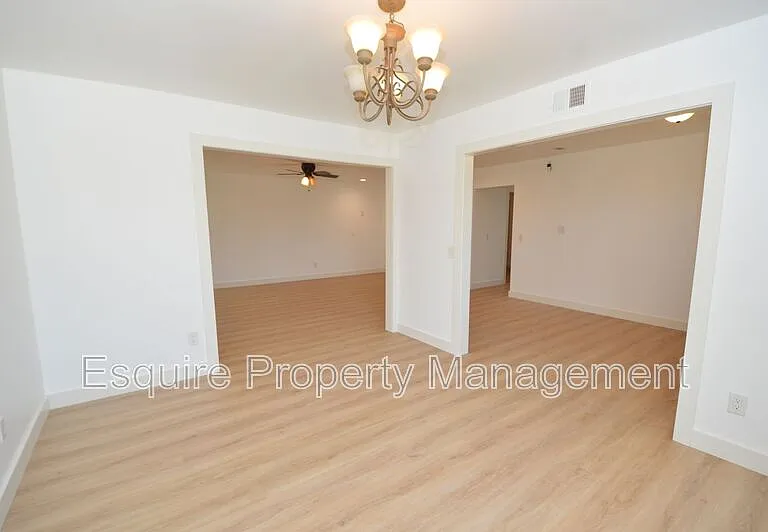 13515 W Telegraph Rd — Photo 14