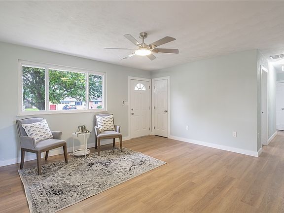 2nd image of 6650 Pine Ridge Ave