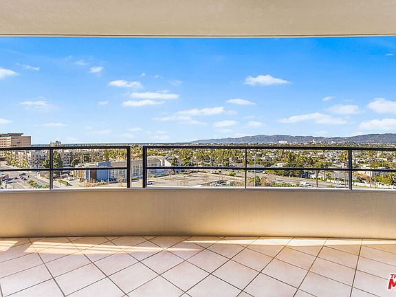 5th image of 4265 Marina City Dr Unit 601