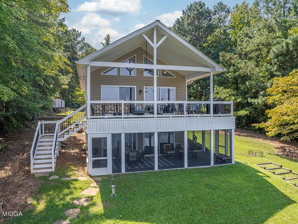 1st image of 266 Dogwood Dr