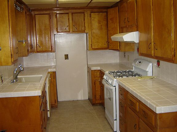 4th image of 22321 Shadycroft Ave