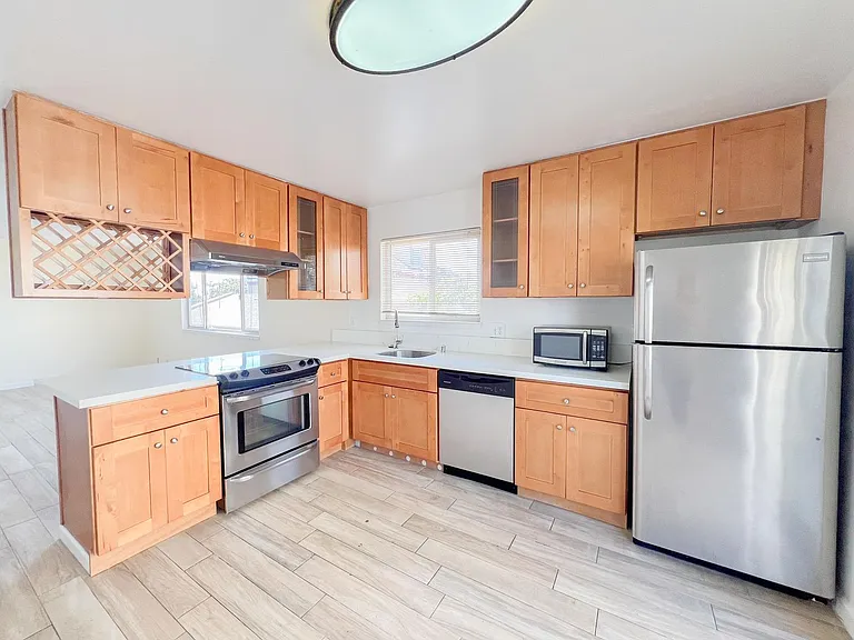 1444 Walnut St. — Photo 12