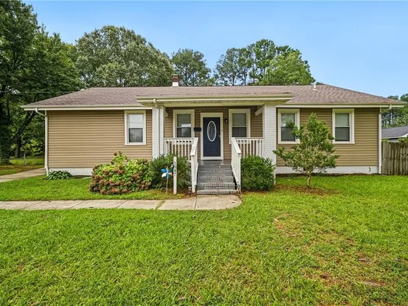 1847 S Streamline Dr, Virginia Beach, VA 23454
