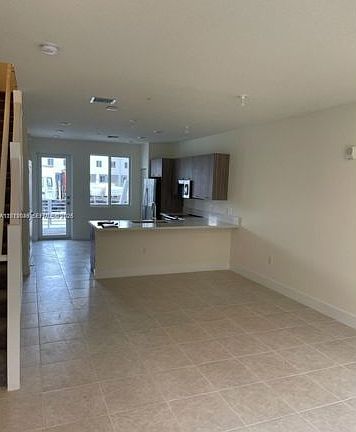 3rd image of 6450-102 NW 107th Path