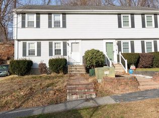 16 Catalpa Cir, Worcester, MA 01603