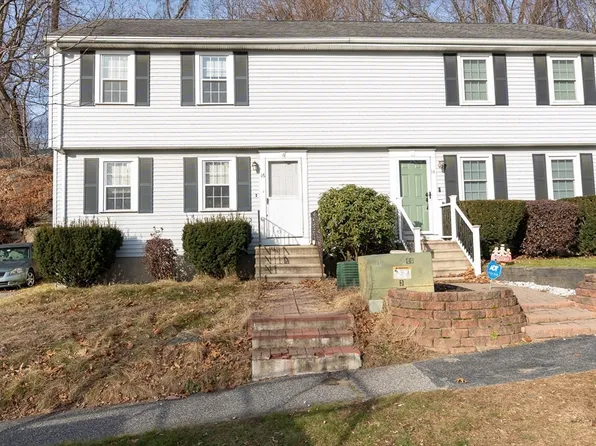16 Catalpa Cir, Worcester, MA 01603