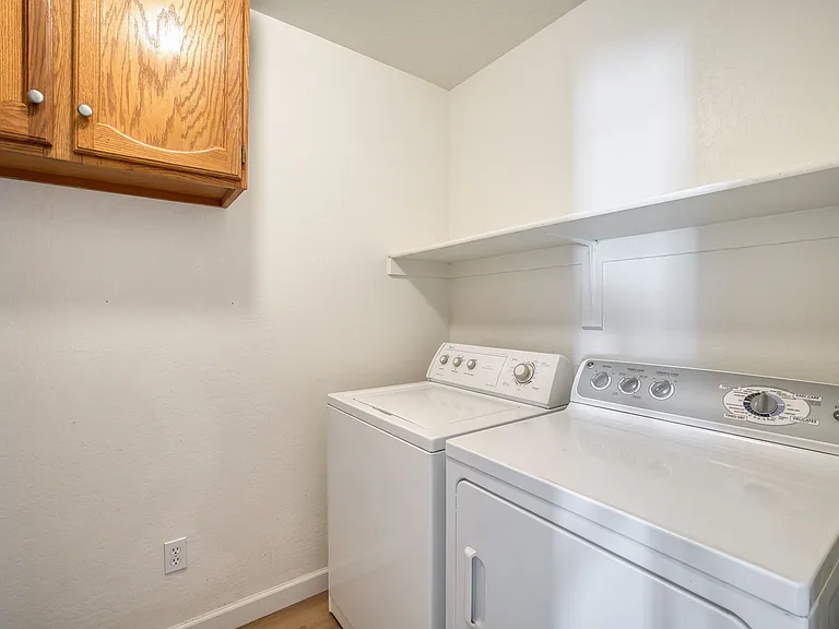 42394 W Oakland Dr — Photo 12