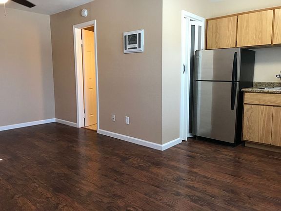 4th image of 2954-2944 F St #44-06